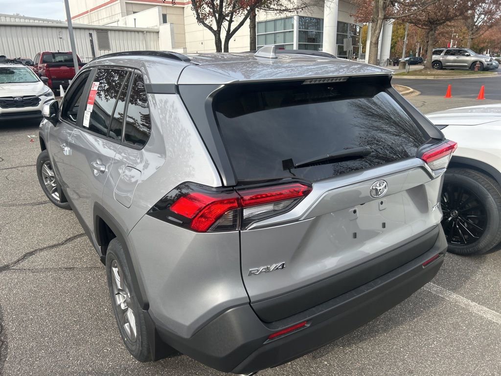New 2025 Toyota RAV4 XLE image 15