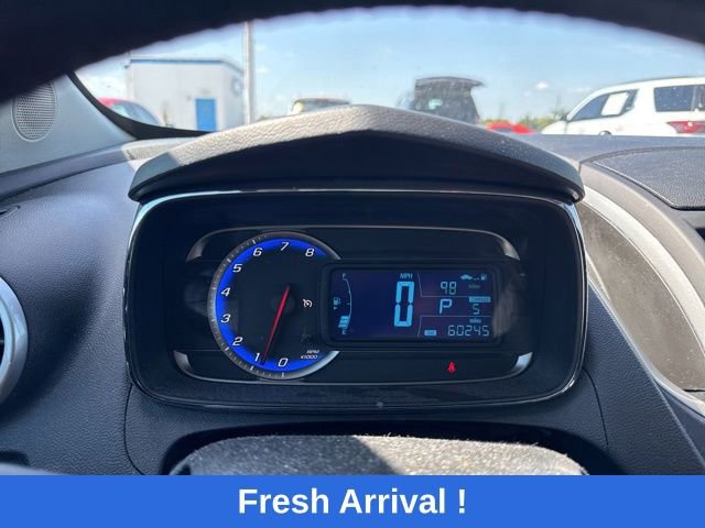 Used 2016 Chevrolet Trax LT w/ LT Sun and Sound Package FWD image 4