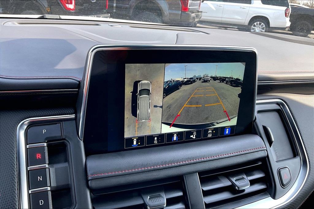 Used 2022 Chevrolet Tahoe RST w/ Sport Performance Package AWD/4WD image 17