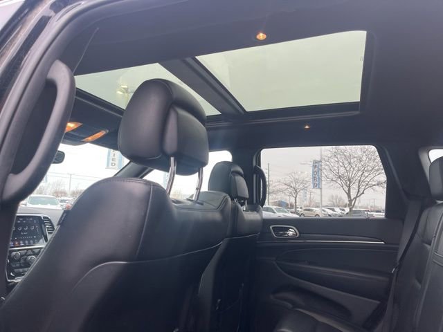 Used 2020 Jeep Grand Cherokee Limited w/ Luxury Group II image 19
