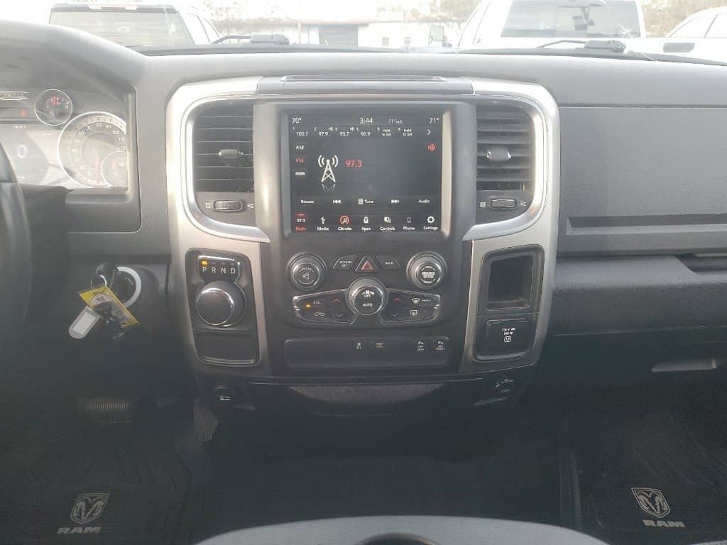 Used 2019 RAM 1500 Big Horn image 10