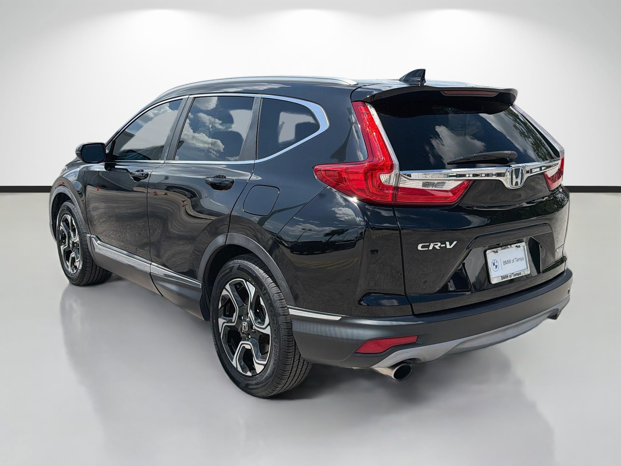 Used 2017 Honda CR-V Touring image 5