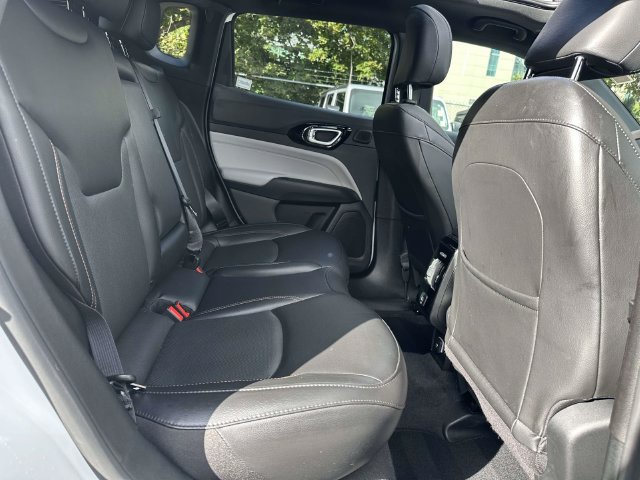 Used 2023 Jeep Compass Limited w/ Sun and Sound Group AWD/4WD image 23