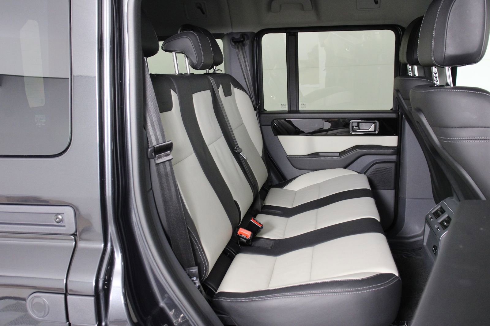 Used 2024 INEOS Grenadier image 32