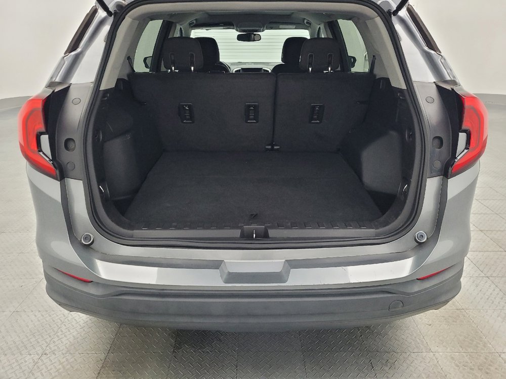 Used 2018 GMC Terrain SLE image 29