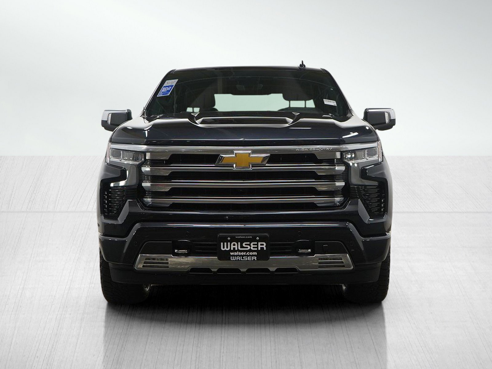 Used 2023 Chevrolet Silverado 1500 High Country w/ Technology Package image 8