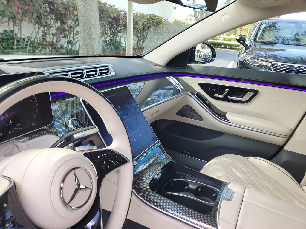 Used 2025 Mercedes-Benz S 580 4MATIC Sedan image 22