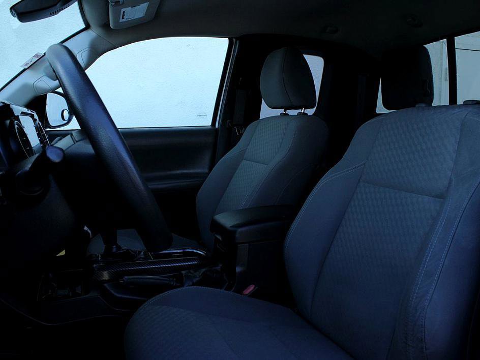 Used 2021 Toyota Tacoma SR w/ SR Convenience Package image 10