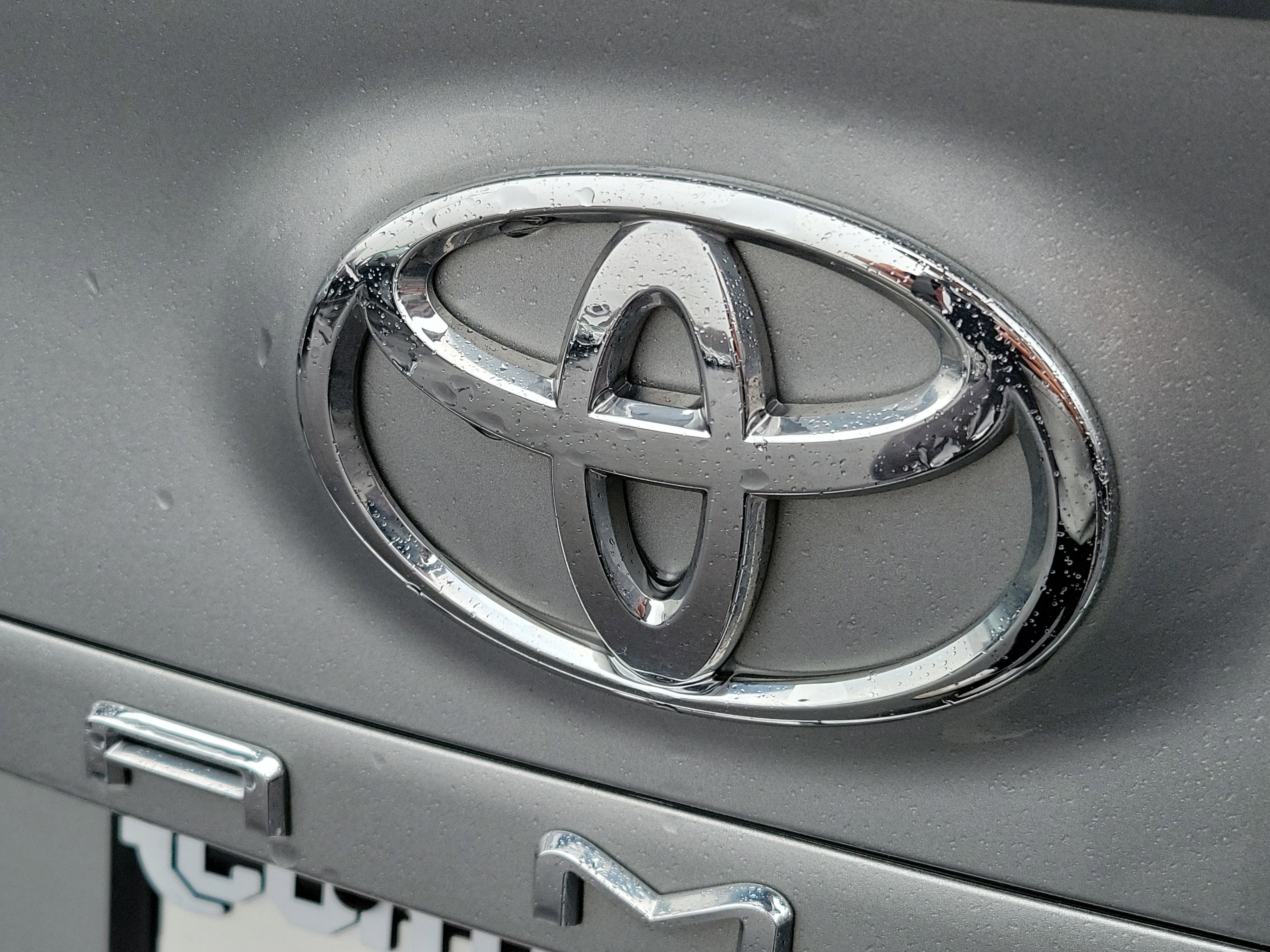 Certified 2024 Toyota Camry SE image 7