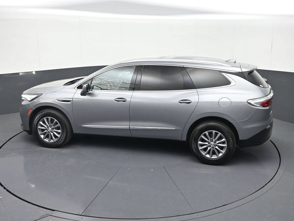 Used 2023 Buick Enclave Essence AWD/4WD image 24