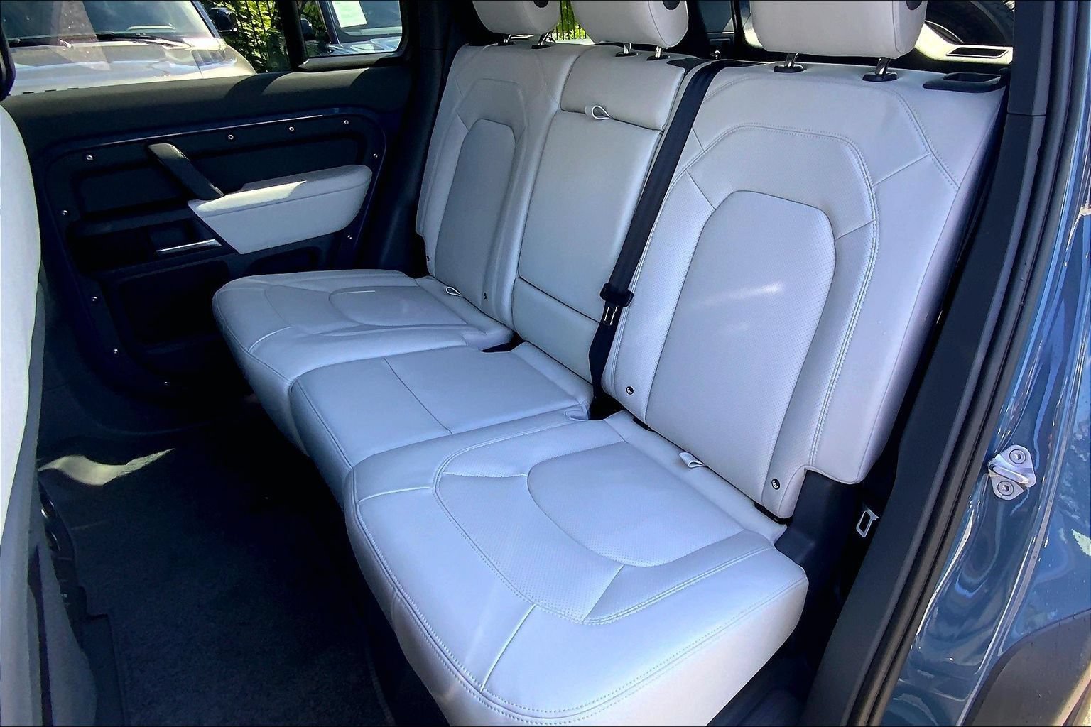 Certified 2026 Land Rover Defender 110 S AWD/4WD image 20
