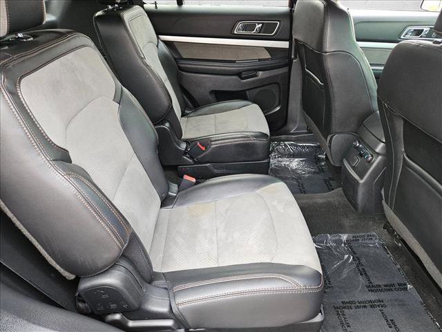 Used 2017 Ford Explorer XLT w/ Equipment Group 202A image 22
