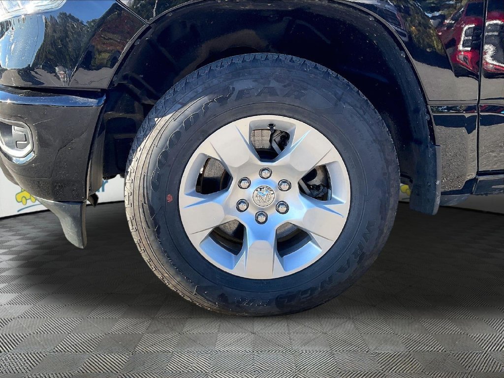 Used 2024 RAM 1500 Big Horn AWD/4WD image 7