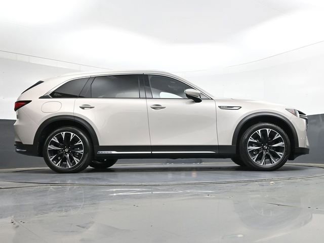 Used 2024 MAZDA CX-90 Plug-In Hybrid w/ Premium Plus image 31