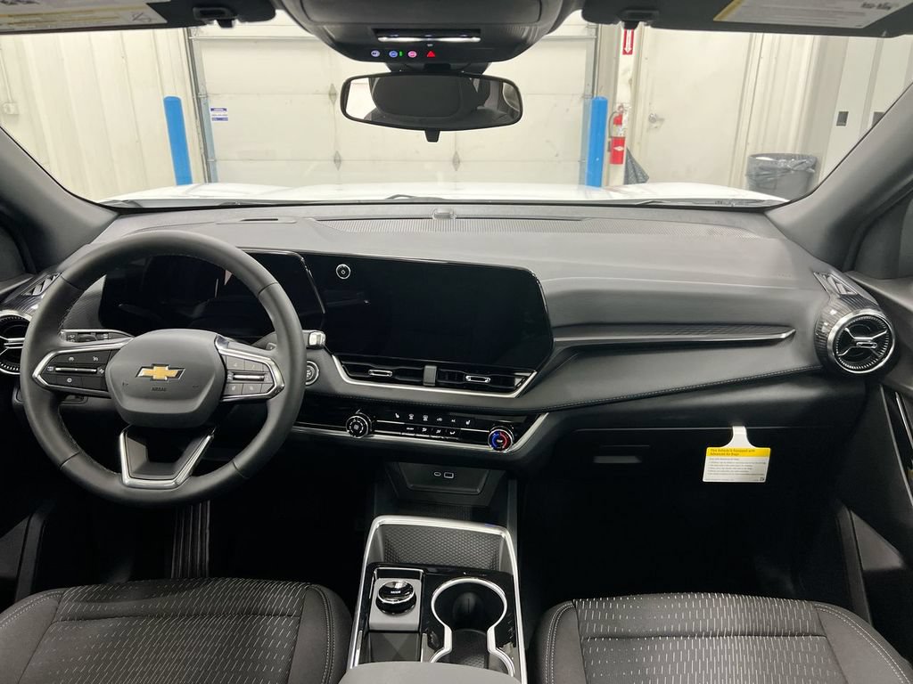 New 2027 Chevrolet Equinox LT FWD image 10