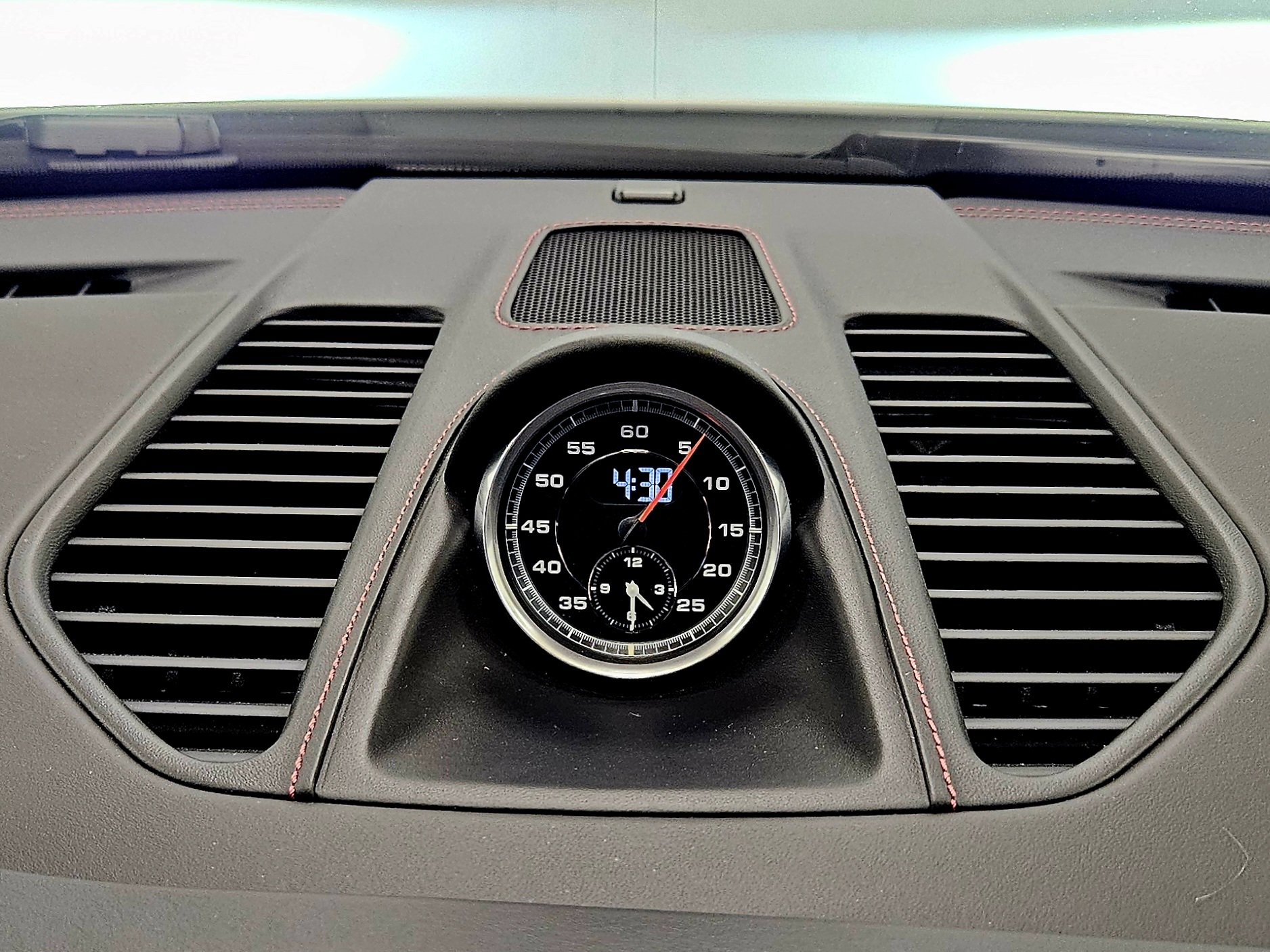 Used 2019 Porsche 911 Carrera 4 GTS image 42