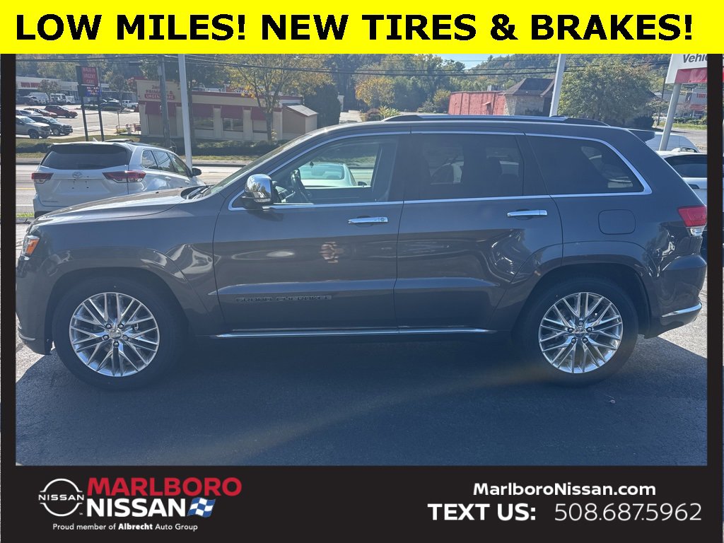 Used 2017 Jeep Grand Cherokee Summit image 4
