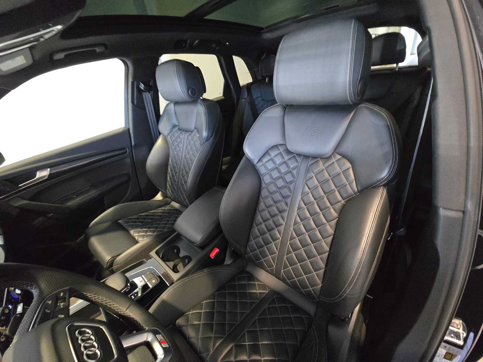 Used 2023 Audi SQ5 Premium Plus w/ Premium Plus Package AWD/4WD image 5