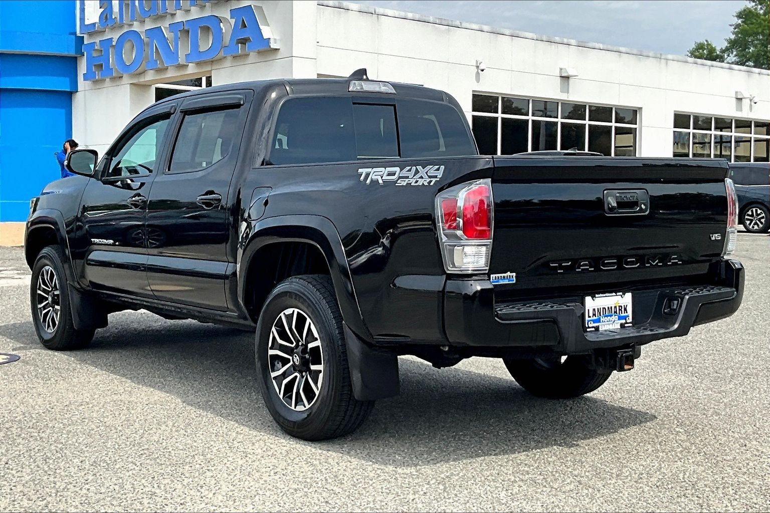Used 2023 Toyota Tacoma TRD Sport AWD/4WD image 12