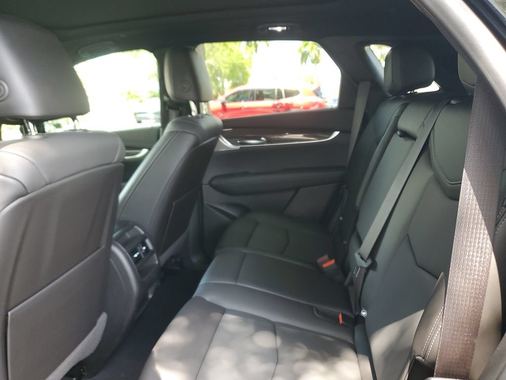 Certified 2022 Cadillac XT5 Sportv w/ Technology Package AWD/4WD image 14