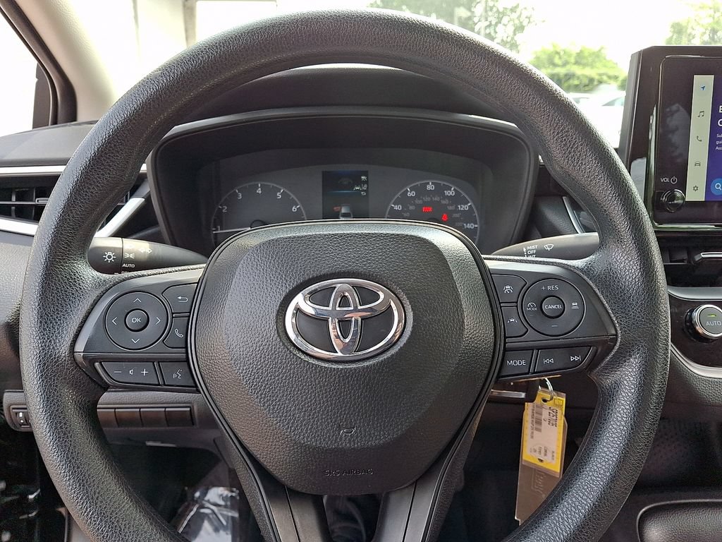 Certified 2025 Toyota Corolla LE FWD image 21