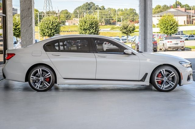 Used 2017 BMW 740i RWD image 58