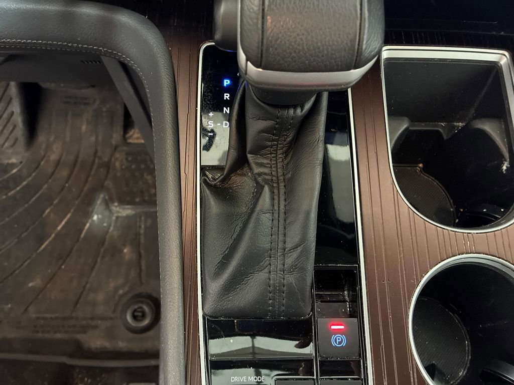 Used 2022 Toyota Sienna XLE w/ XLE Plus Package FWD image 22