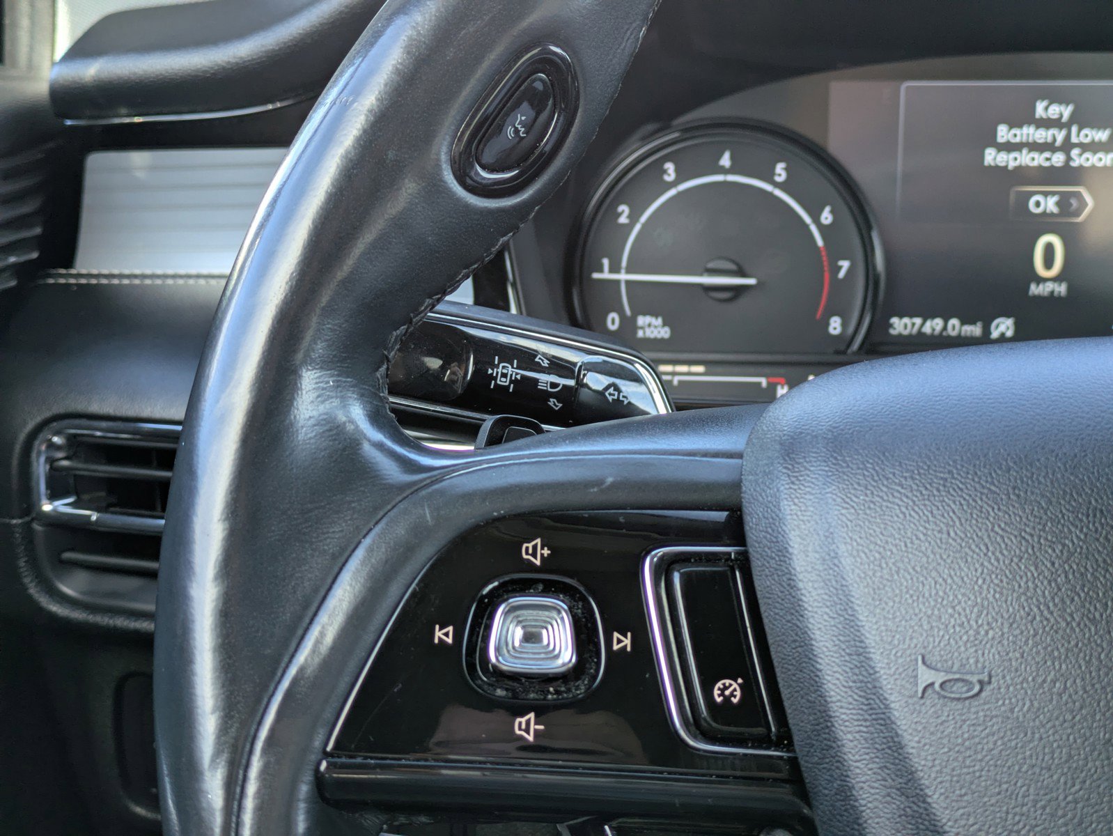 Used 2021 Lincoln Corsair AWD w/ Premium Package image 22