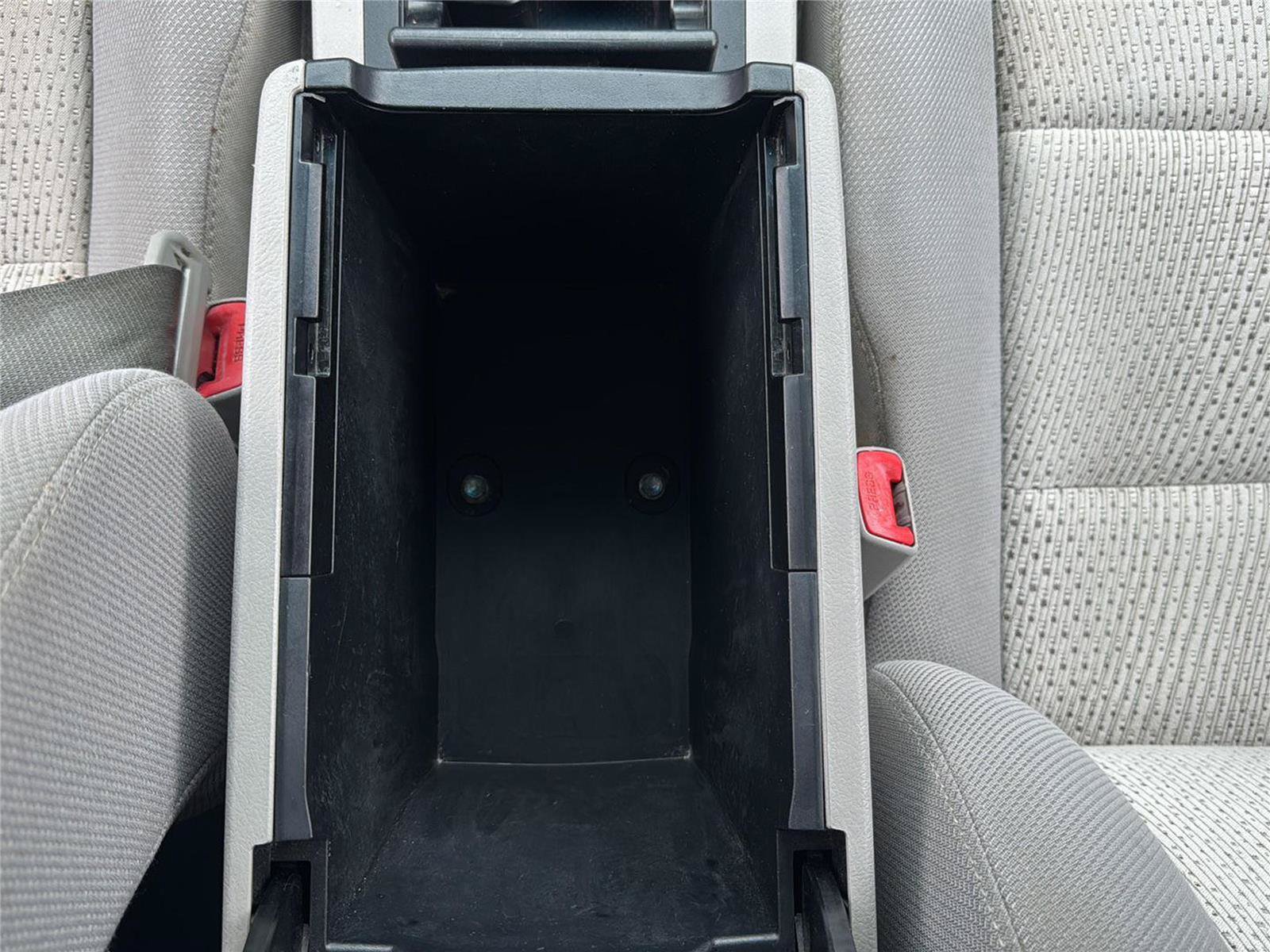Used 2012 Toyota Camry LE FWD image 16