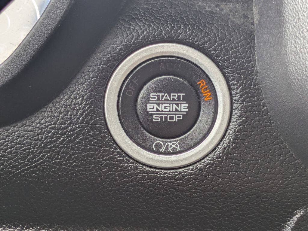 Used 2024 RAM 2500 Big Horn AWD/4WD image 24