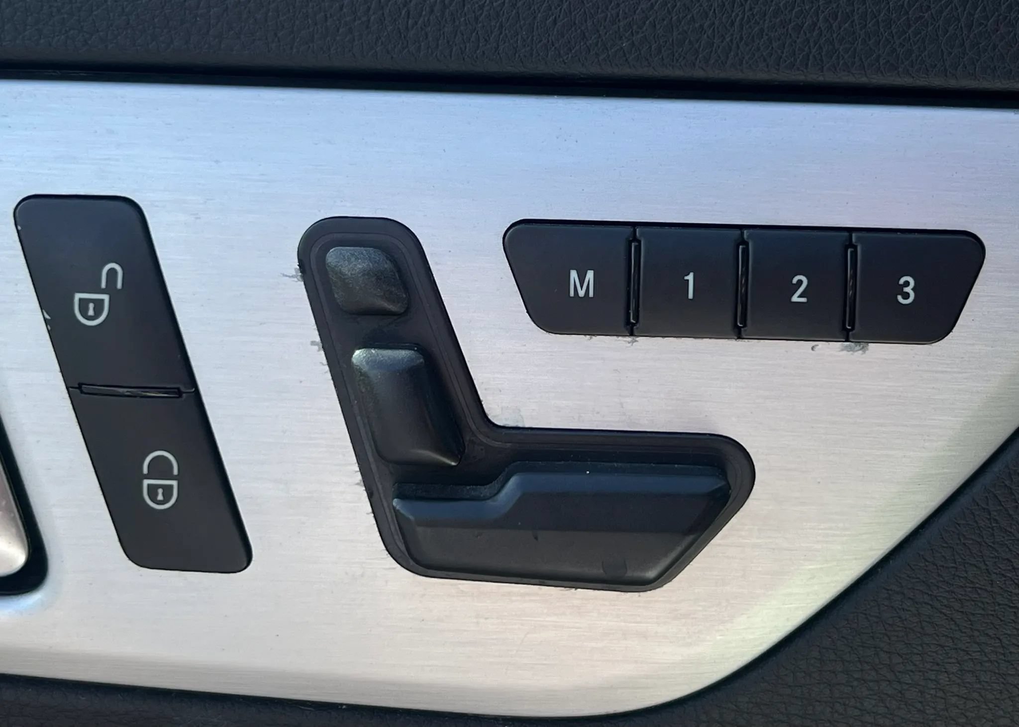 Used 2013 Mercedes-Benz SLK 250 image 36