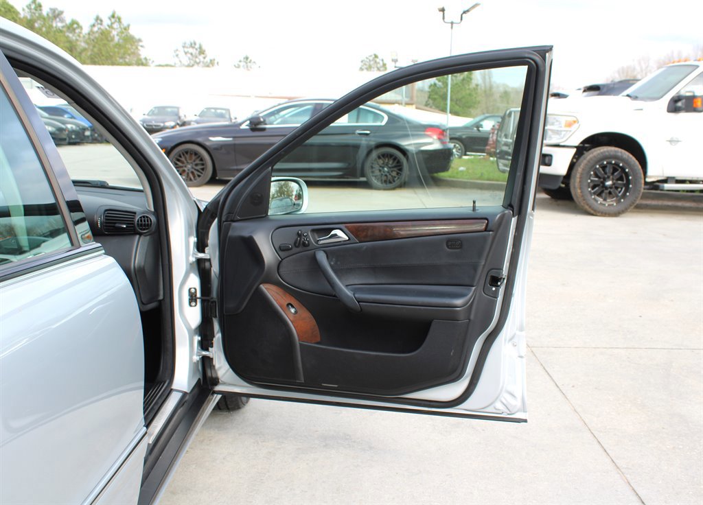 Used 2007 Mercedes-Benz C 280 4MATIC Sedan image 29