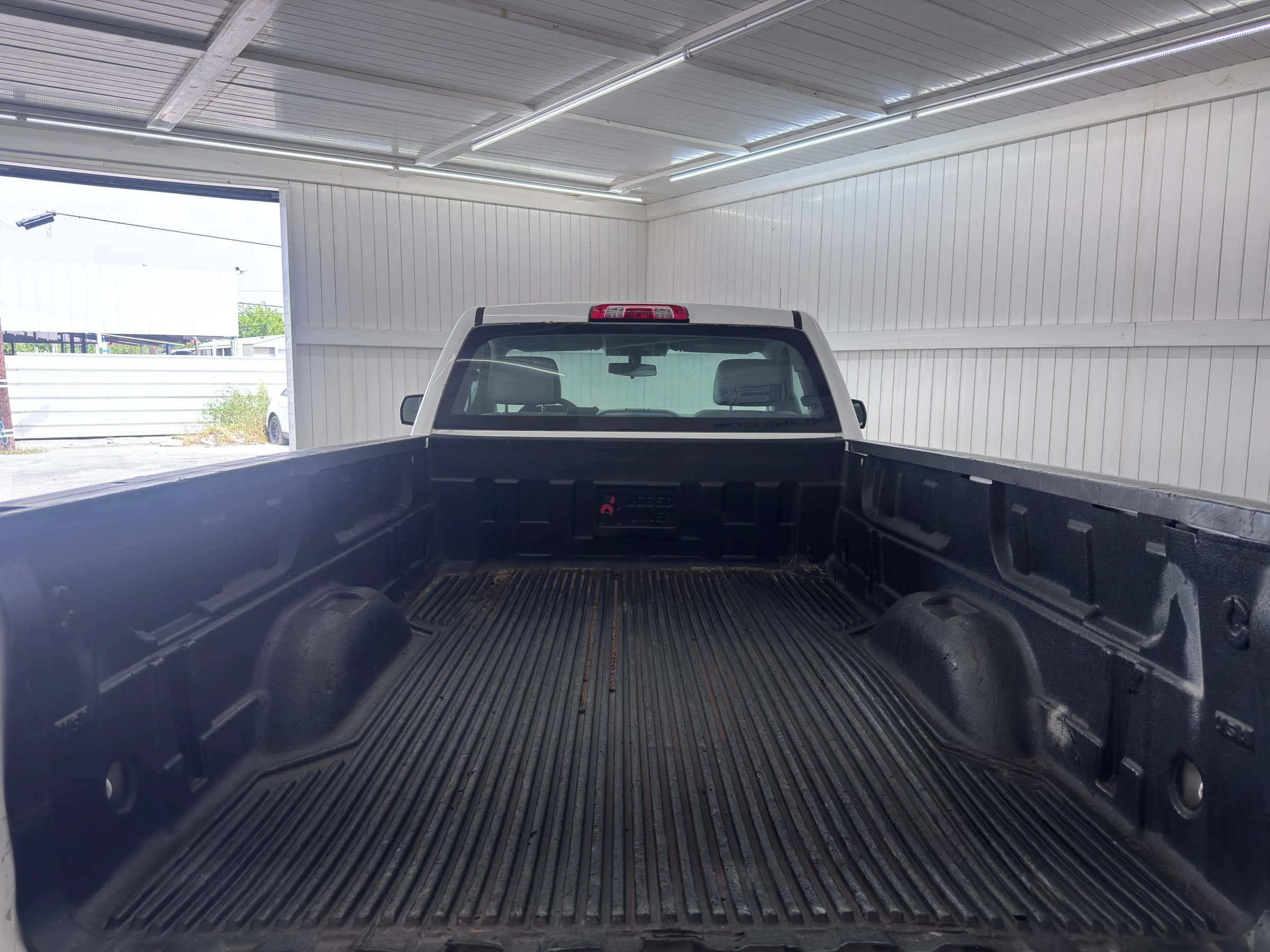 Used 2015 Chevrolet Silverado 1500 W/T RWD image 11
