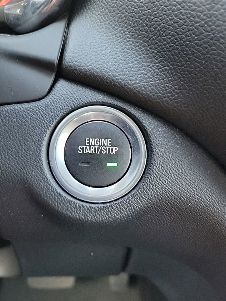 Used 2022 Chevrolet Equinox LT image 32