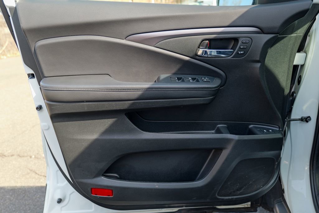 Used 2022 Honda Pilot EX-L image 17