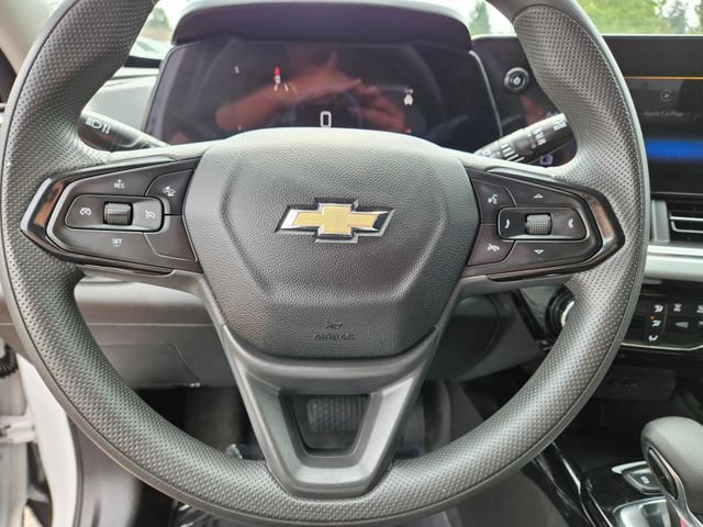 Used 2025 Chevrolet Trax LT FWD image 27