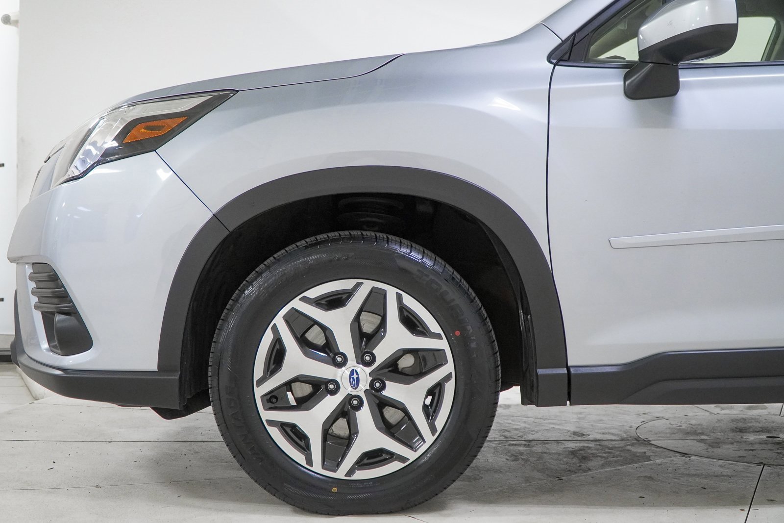 Used 2023 Subaru Forester Premium image 16