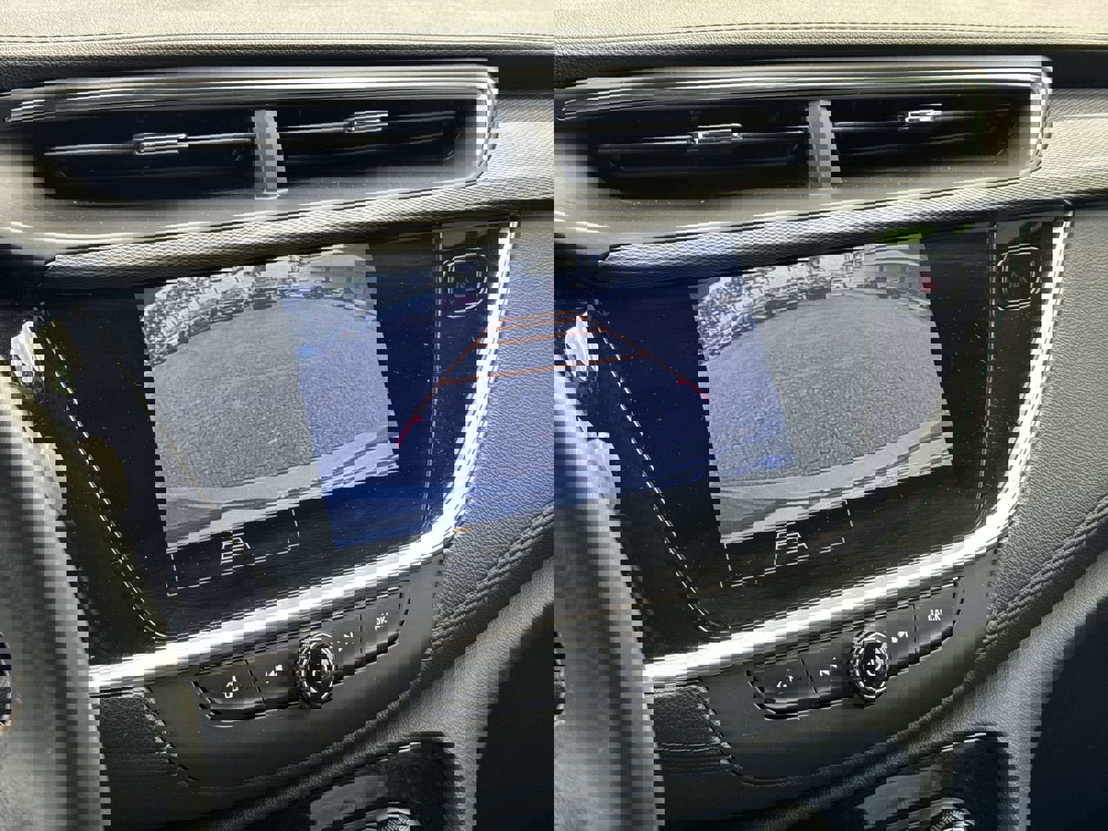 Used 2023 Buick Encore GX Select w/ Sport Touring Package image 24