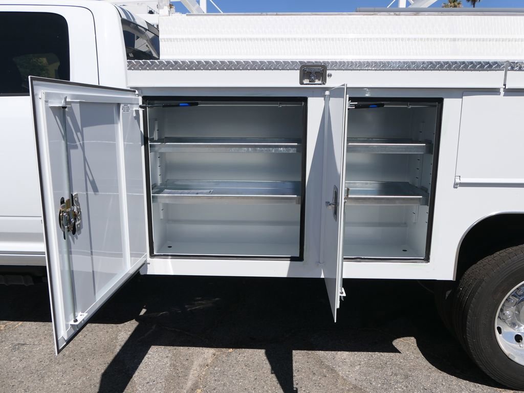 New 2024 RAM 4500 Tradesman w/ Chrome Appearance Group image 6