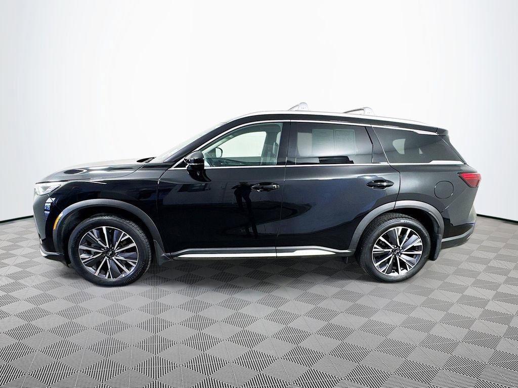 Certified 2026 INFINITI QX60 Luxe w/ Family Package FWD image 8