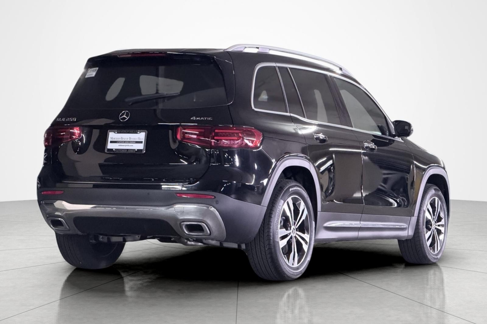 New 2025 Mercedes-Benz GLB 250 4MATIC image 5
