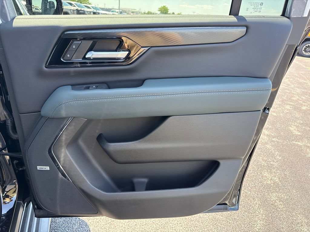 New 2026 GMC Yukon XL AT4 AWD/4WD image 35