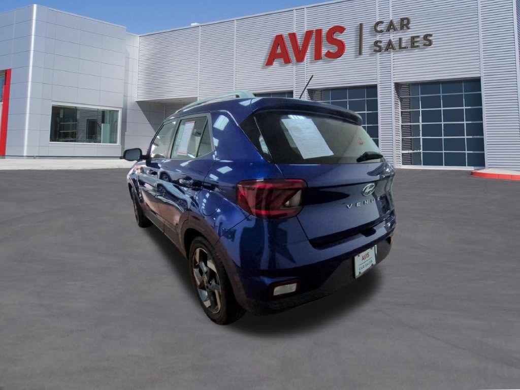 Used 2026 Hyundai Venue SEL FWD image 9