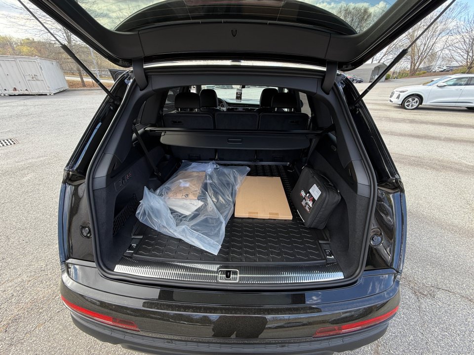 New 2026 Audi Q7 3.0T Premium Plus AWD/4WD image 15