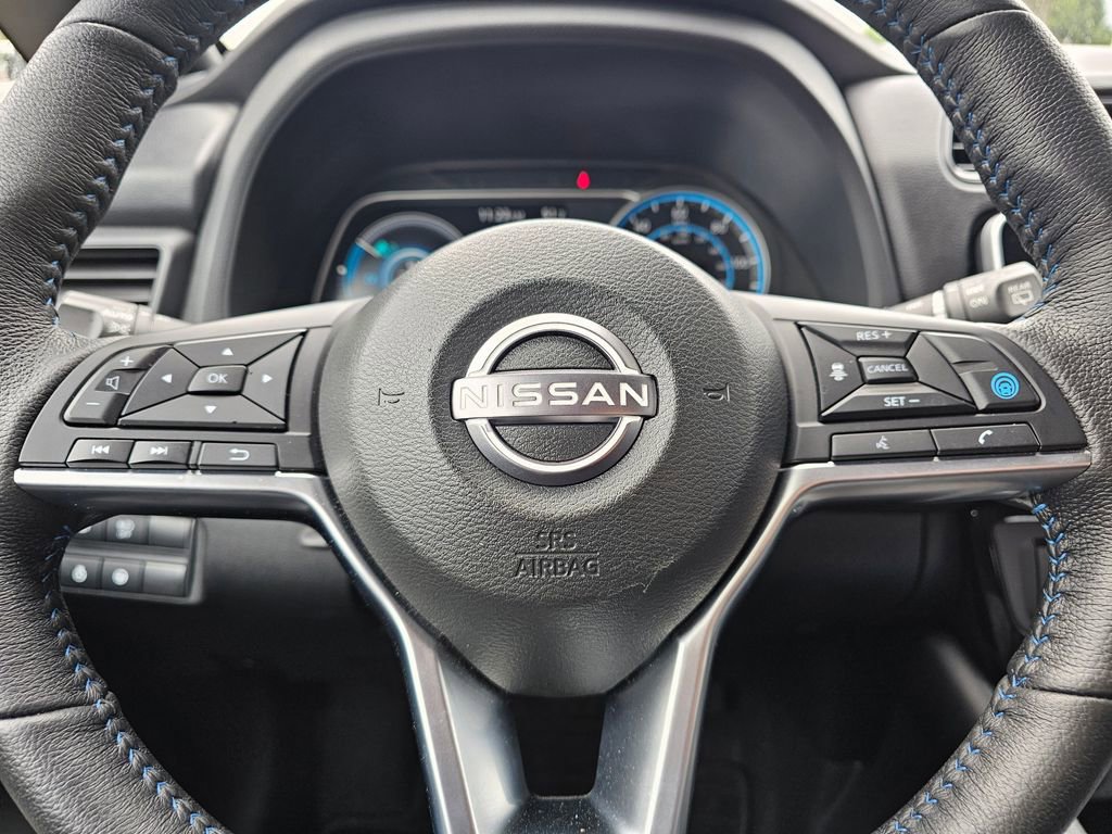 Certified 2025 Nissan Leaf SV Plus FWD image 19