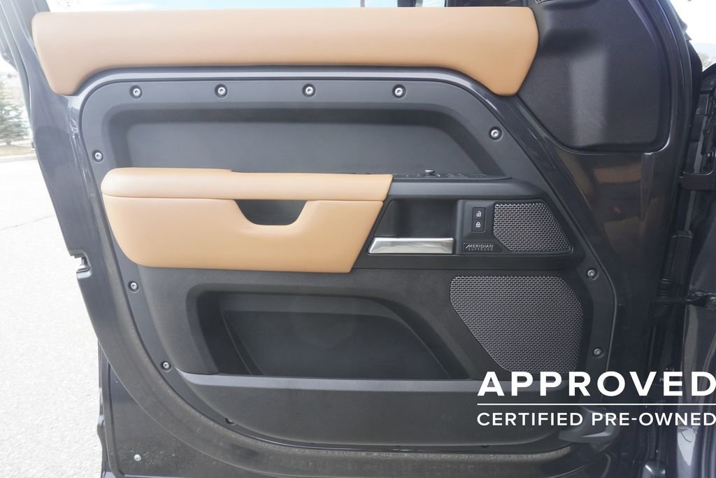 Used 2023 Land Rover Defender 110 Carpathian Edition image 17