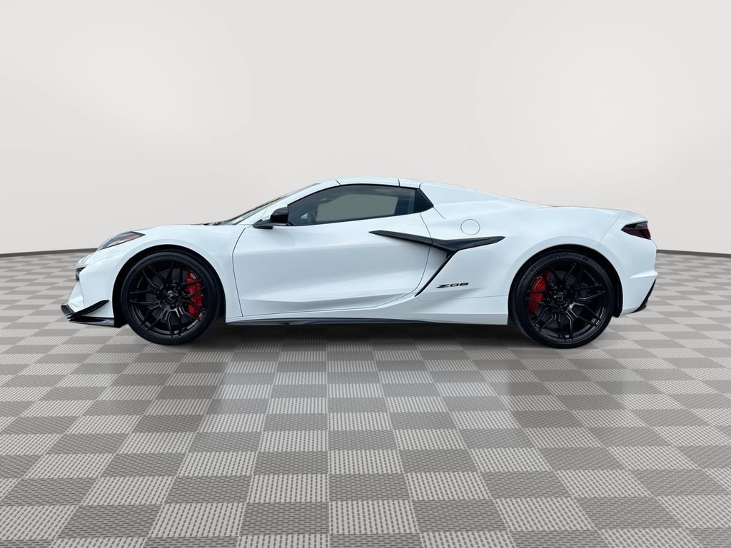 New 2027 Chevrolet Corvette Z06 w/ Z07 Performance Package RWD image 5