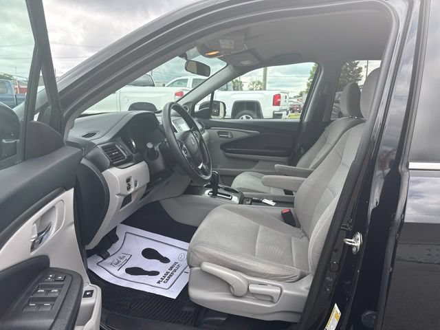 Used 2018 Honda Pilot LX image 9