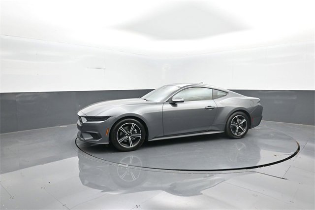 New 2025 Ford Mustang Coupe image 4
