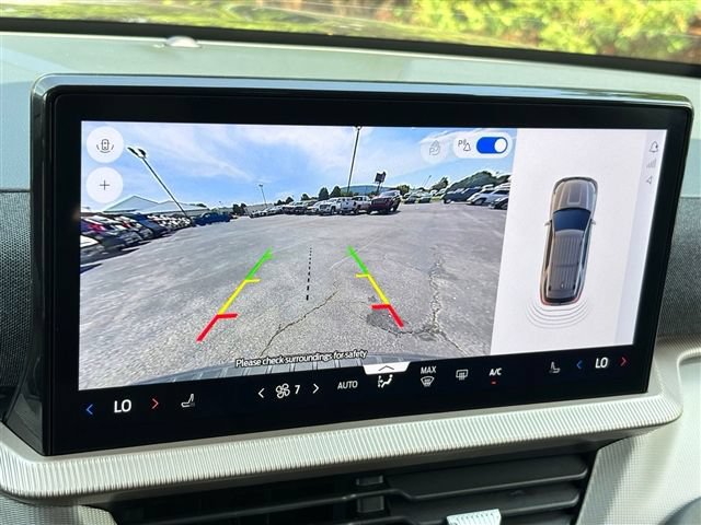 Certified 2026 Ford Explorer Active RWD image 25